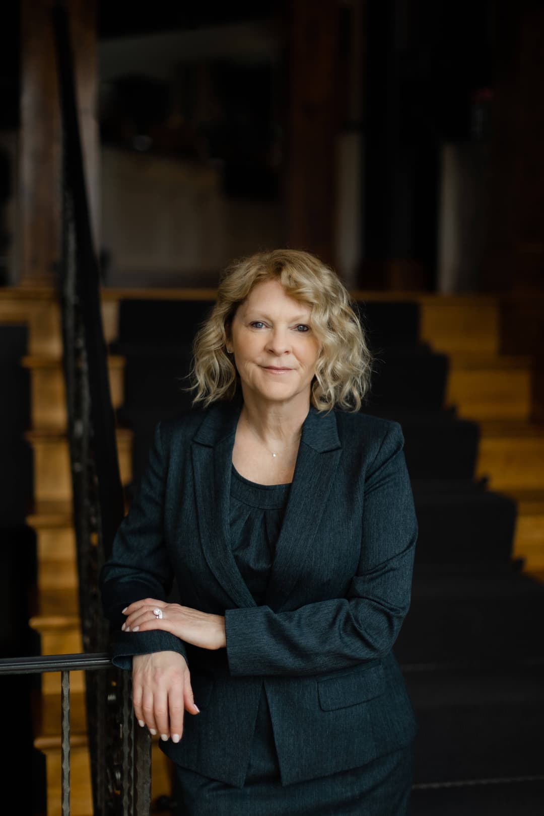 Dr. Jennifer Service Headshot